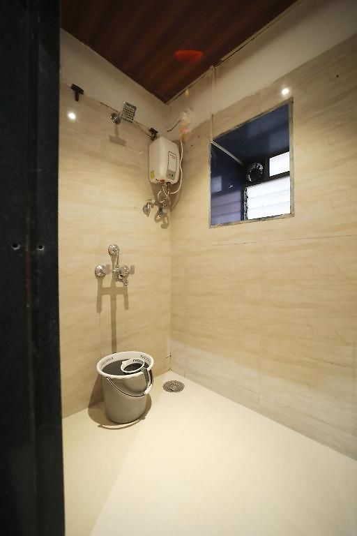 Hostel Marol-the Hubz
