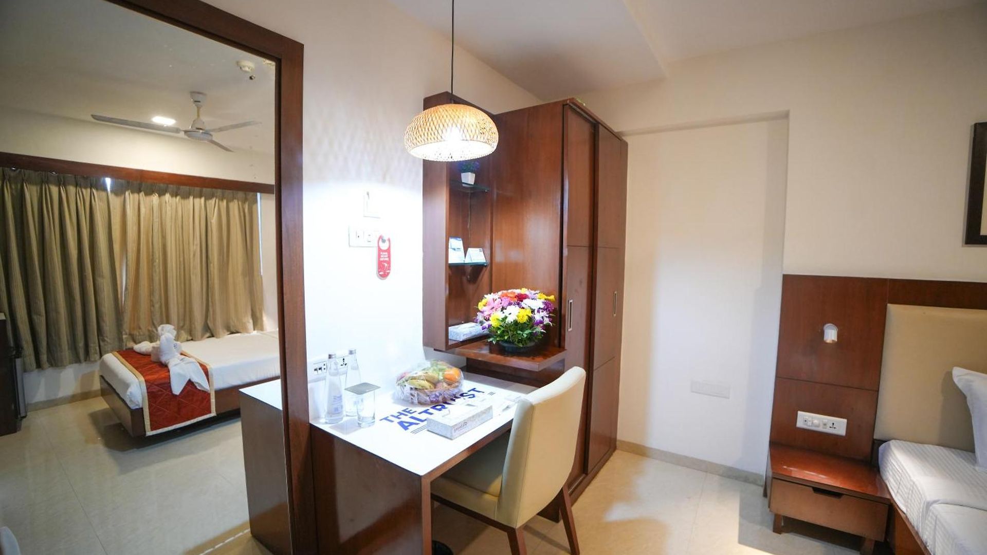 Hotel The Altruist Andheri Mumbai