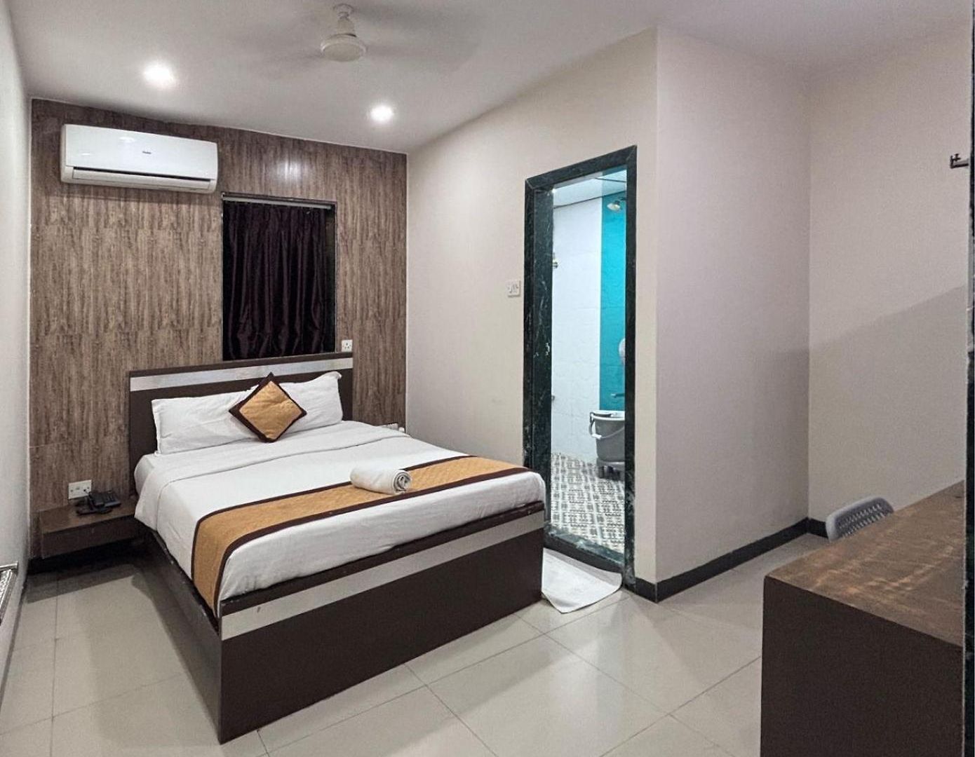 Sunshine Airport Hotel