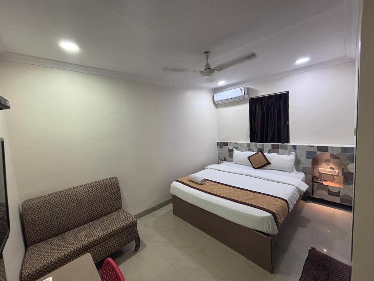 Hotel Sunshine Airport Mumbai