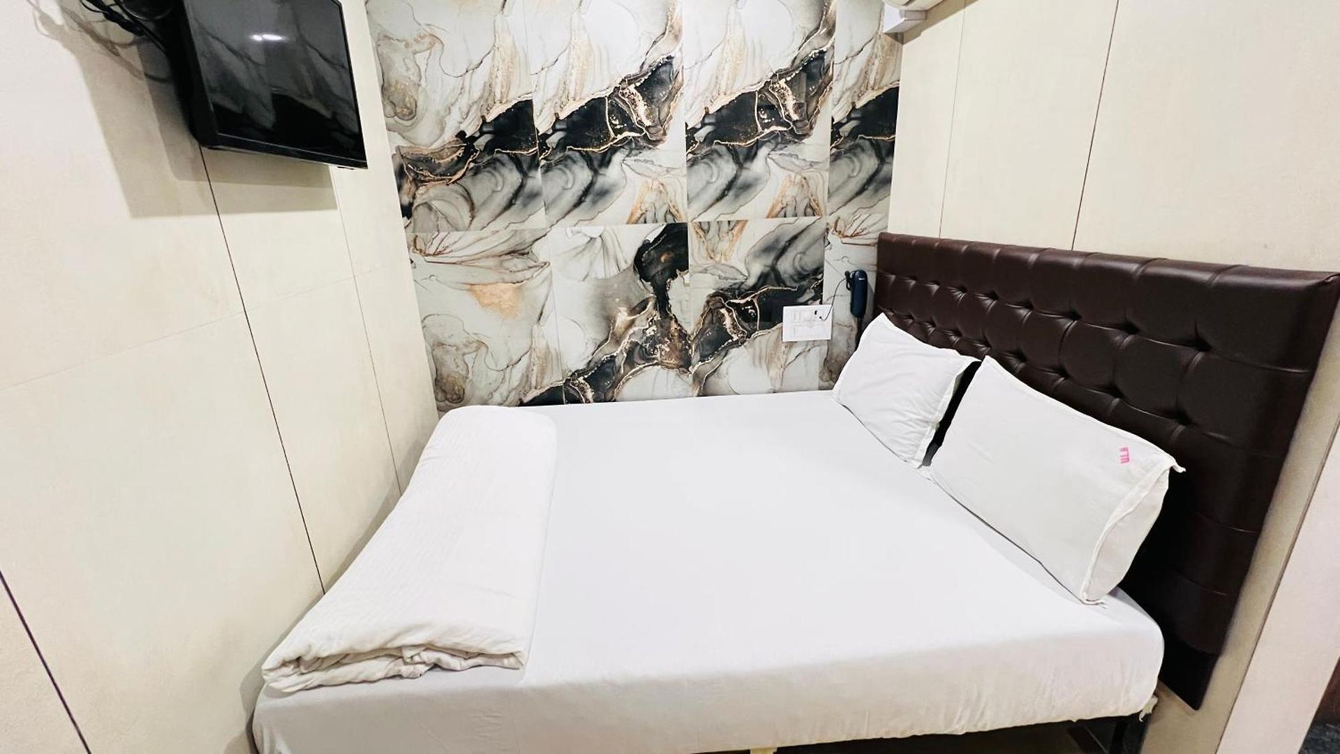 U Life Guest house