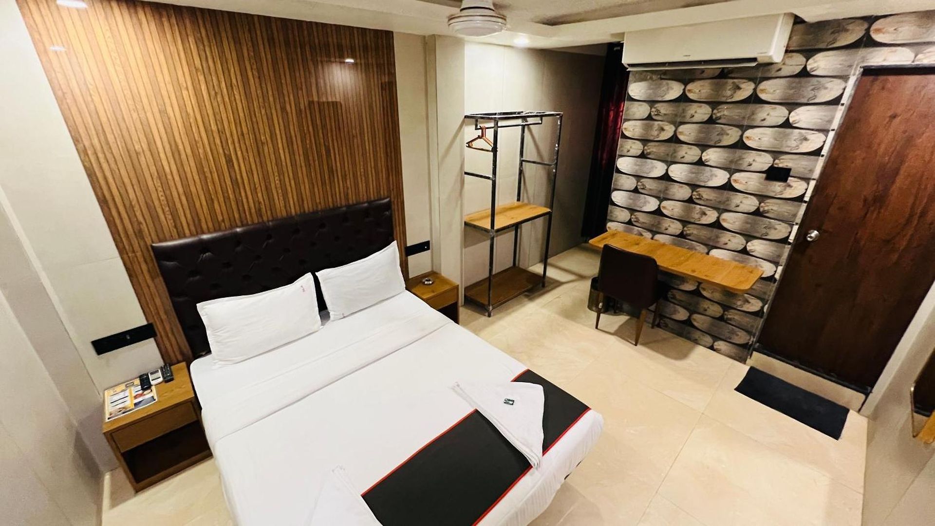 U Life Guest house 3*
