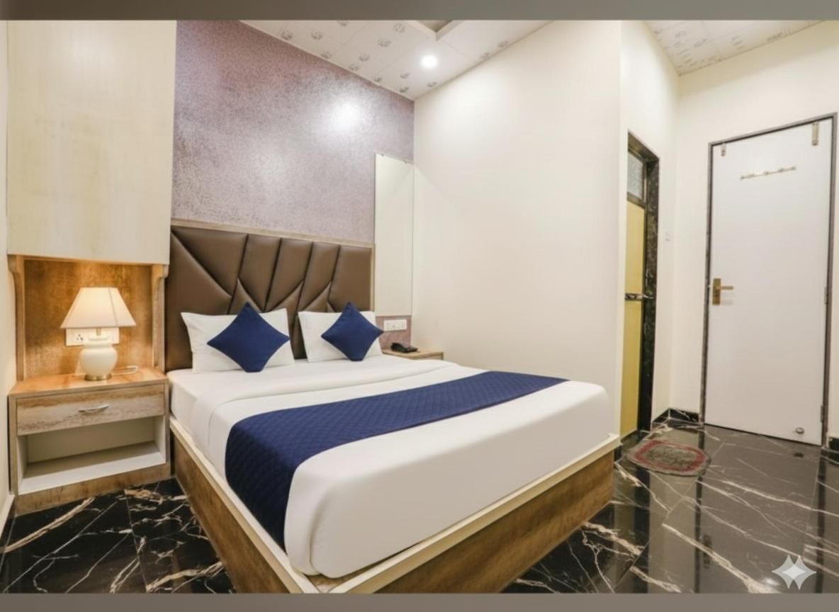 Glitz New United Nr International Airport Mumbai