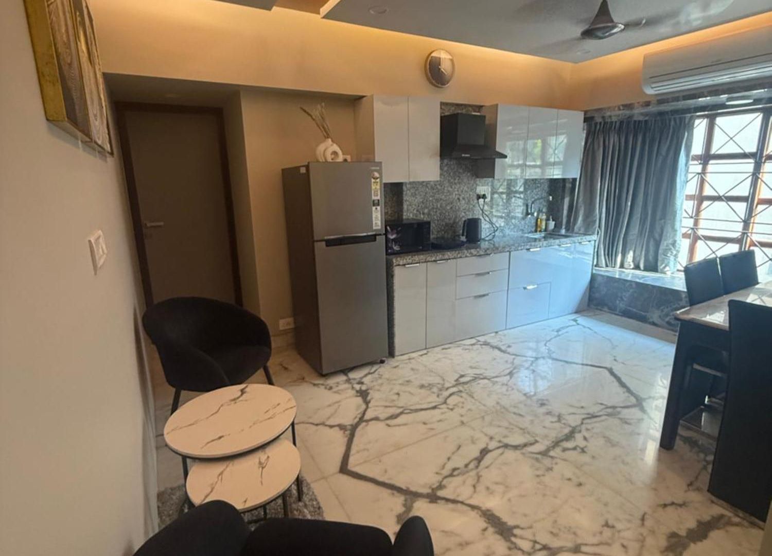 Bandra's Prime Luxurious 2 Bhk