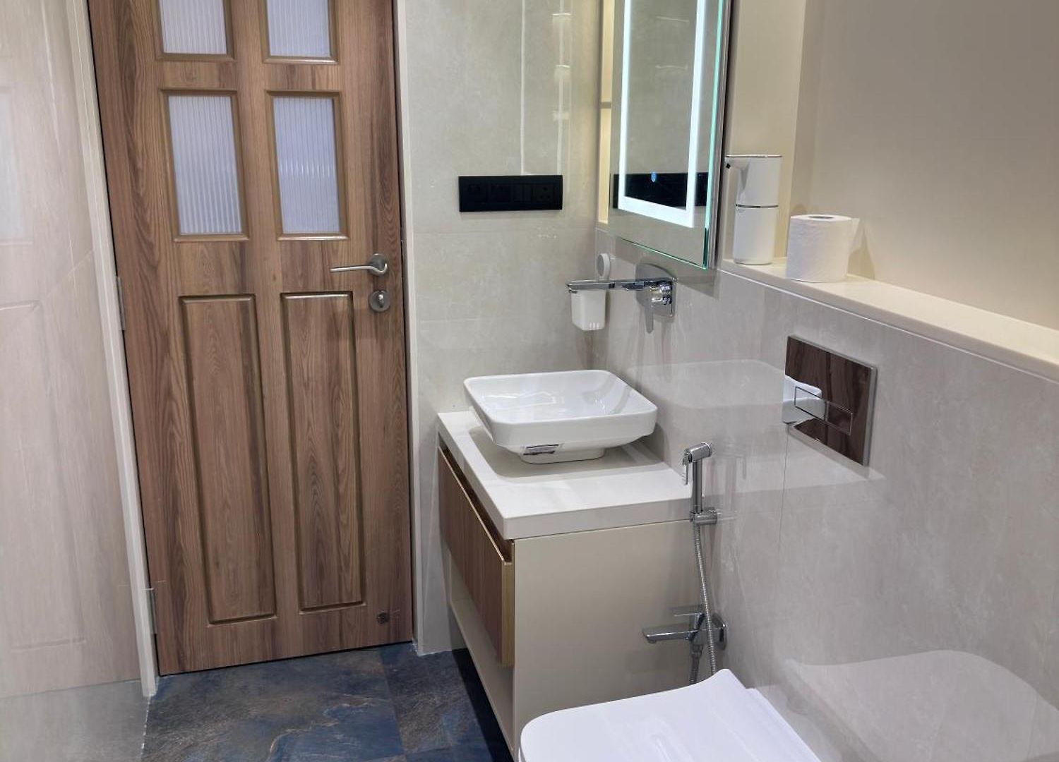 Apartment Rudraya Homes - Cozy Premium Serviced Khar - Next To Bandra *