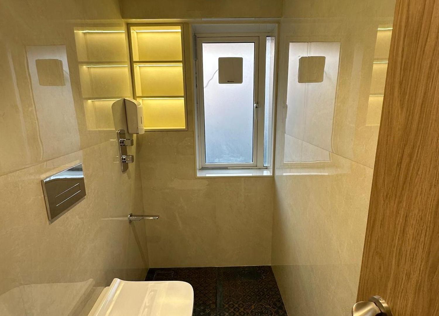 Rudraya Homes - Cozy Premium Serviced Khar - Next To Bandra Mumbai