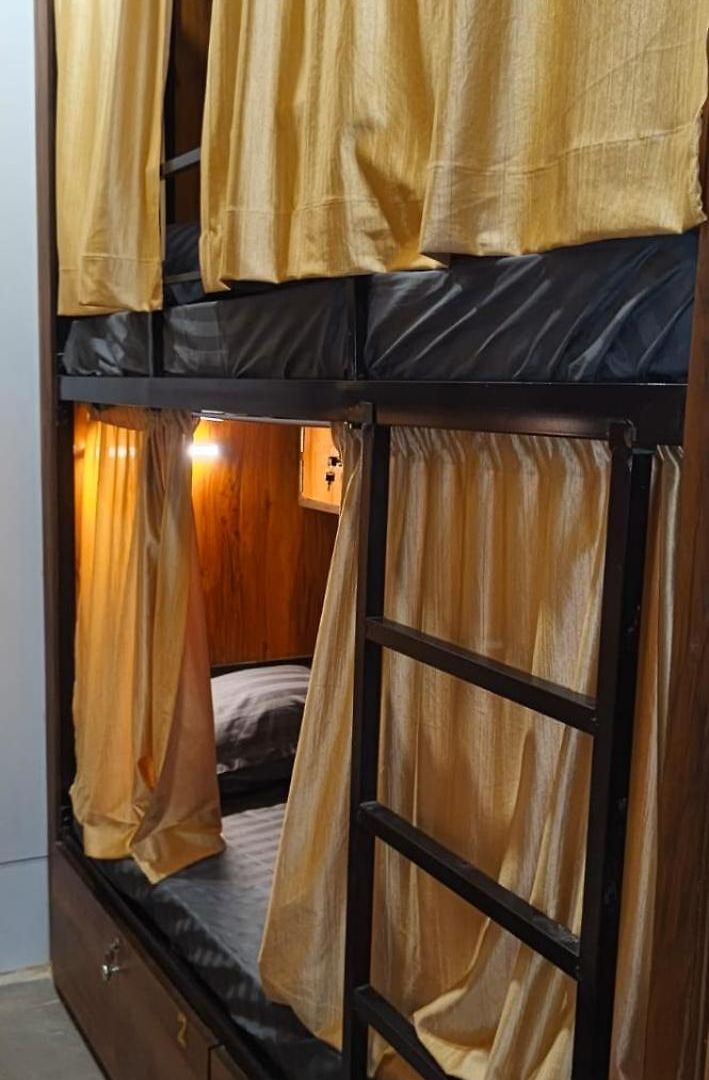 Le West Near Exhibition Center & Hotel 3*