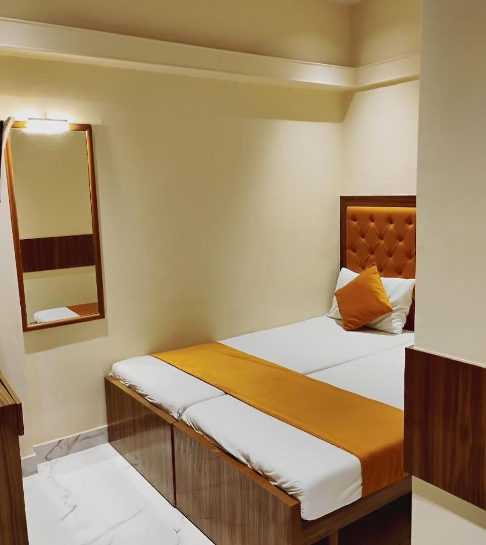 Saigal Hotel *