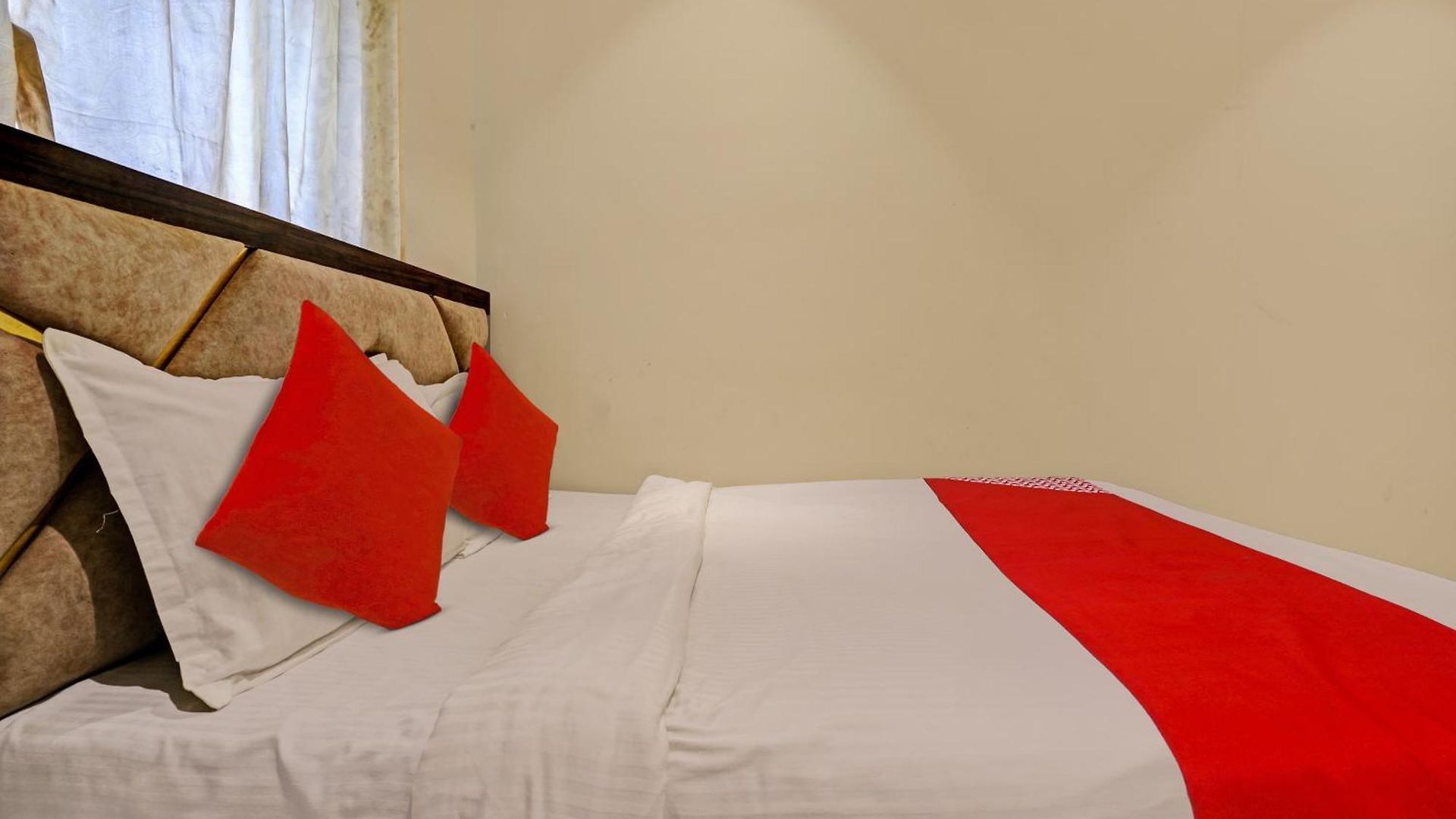 O Nk Grand Hotel