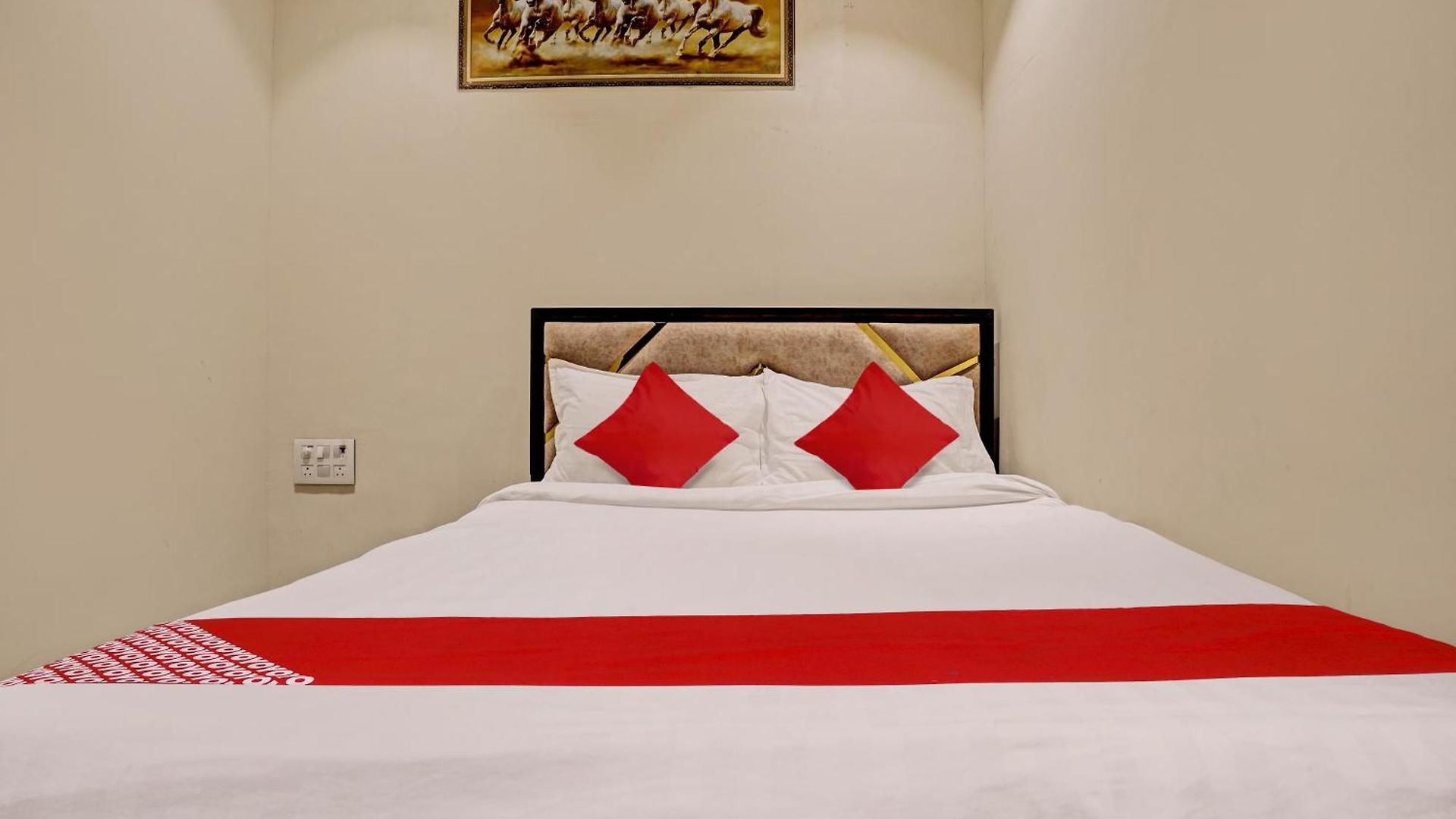 O Nk Grand Hotel 3*