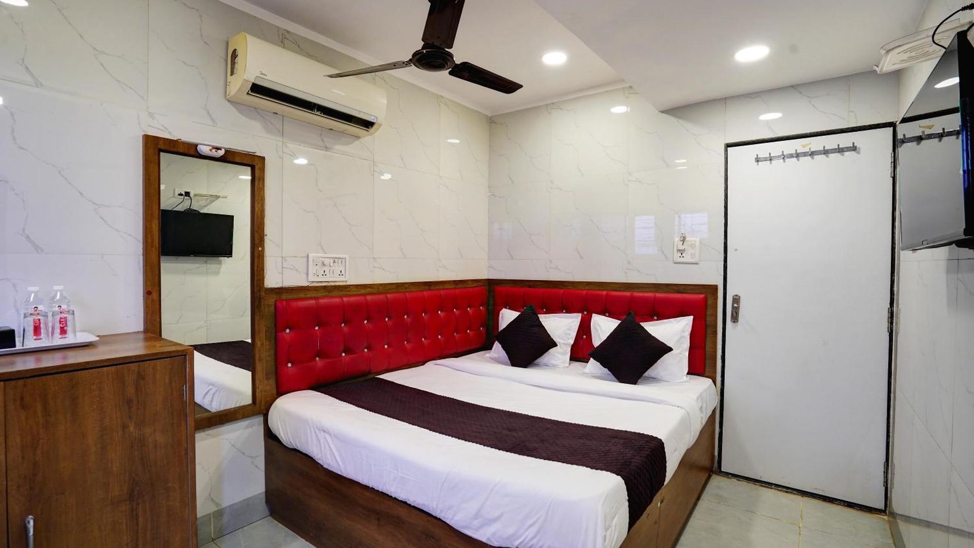 Hotel Benz Mumbai
