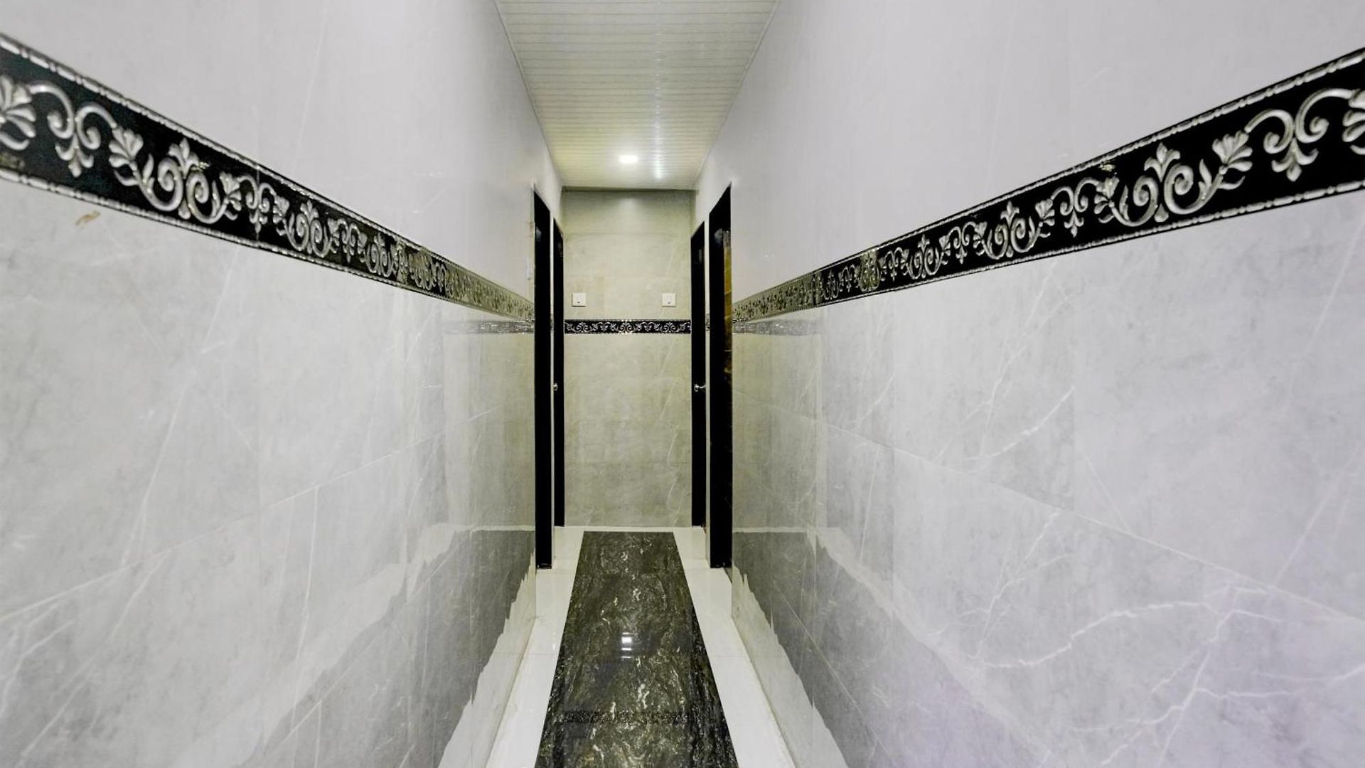 O Balaji Residency 3*