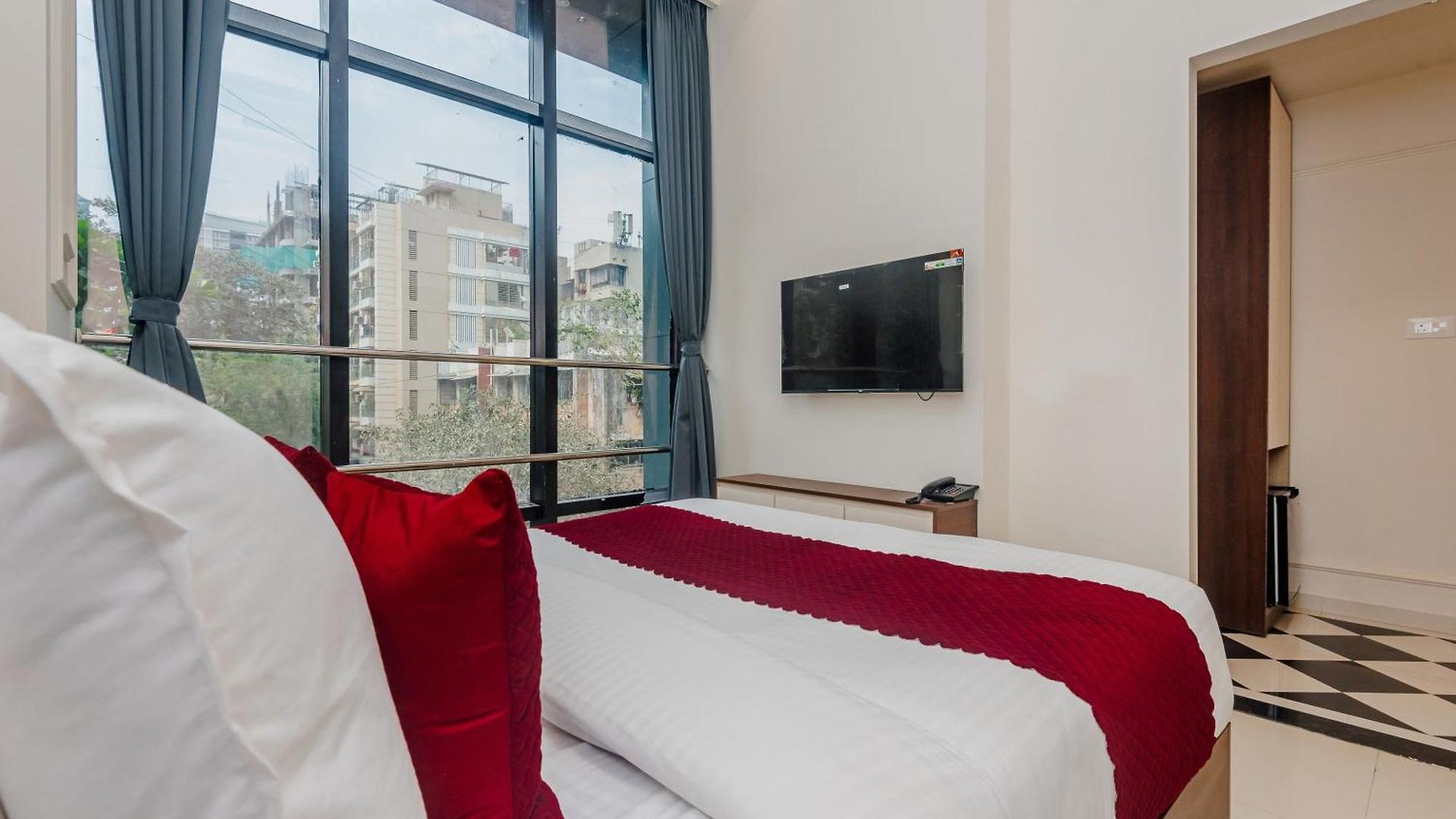 Hotel Hsquare Prime Mumbai