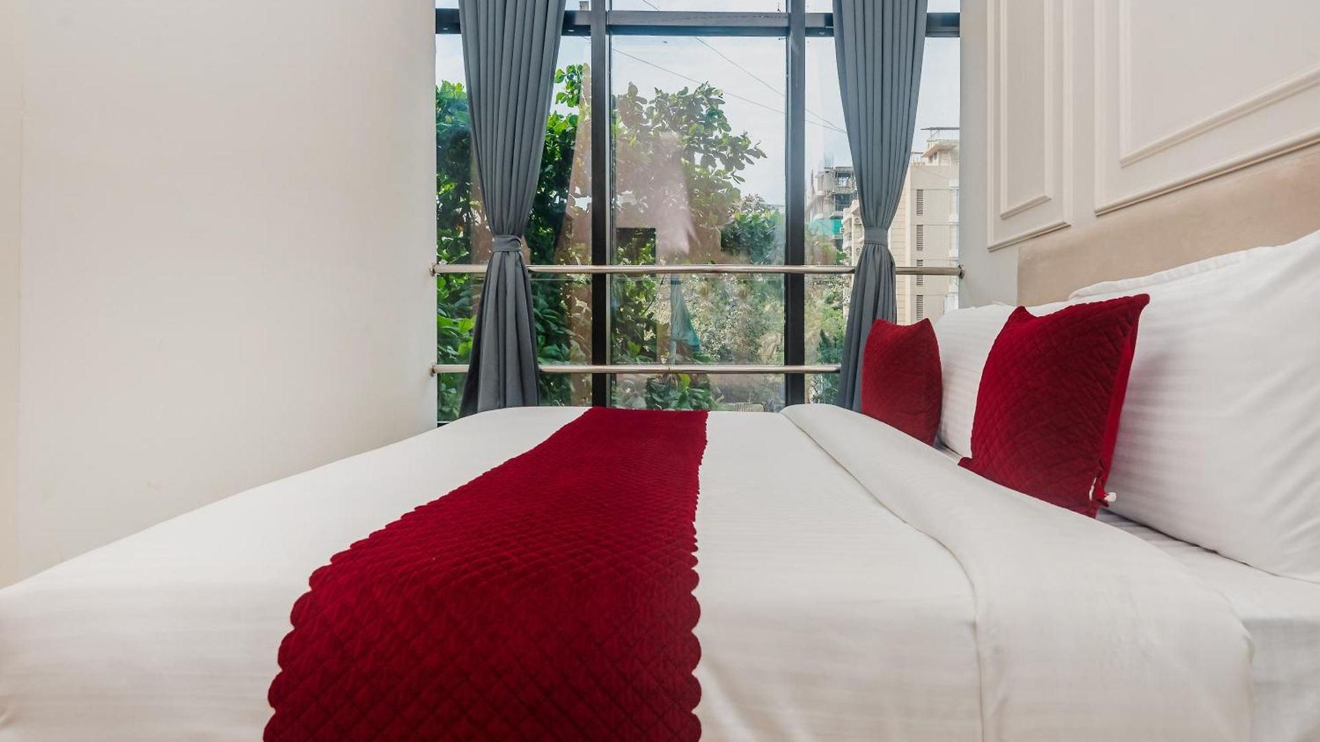 Hsquare Prime Hotel 2*