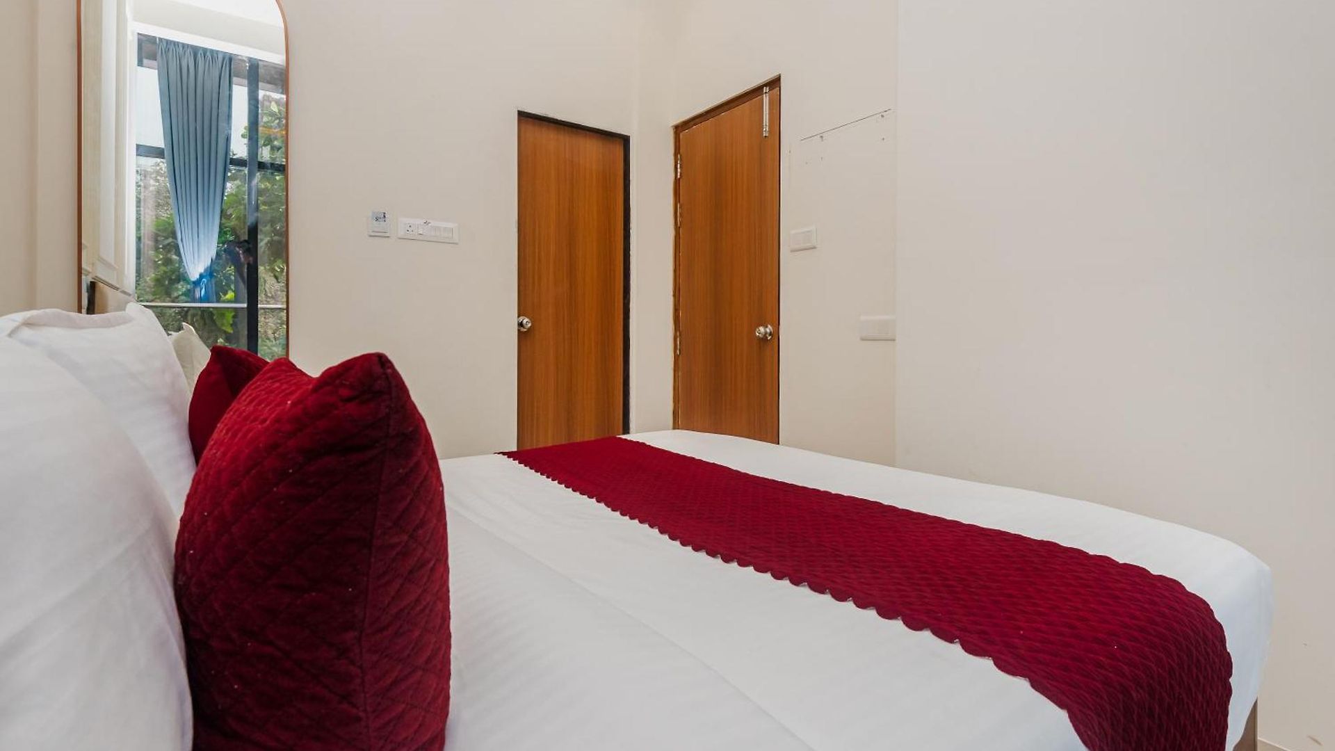 Hsquare Prime Hotel Mumbai