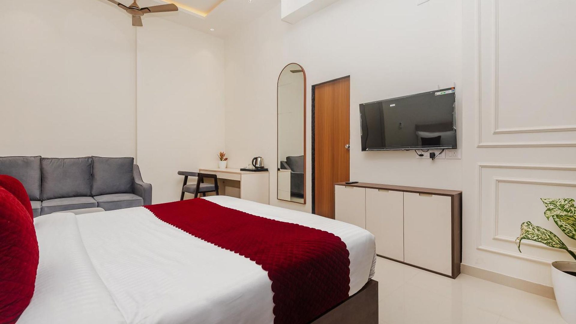 Hotel Hsquare Prime