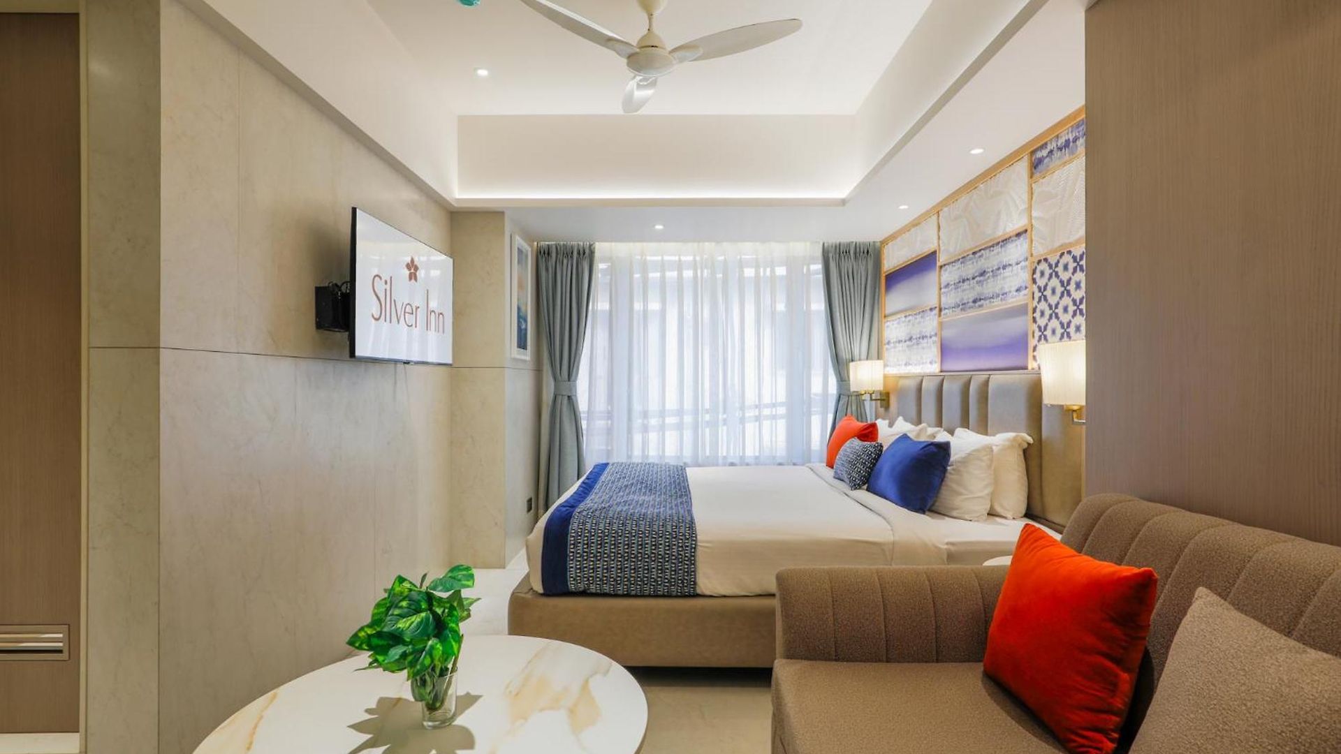 Hotel Silver Near Airport 3*