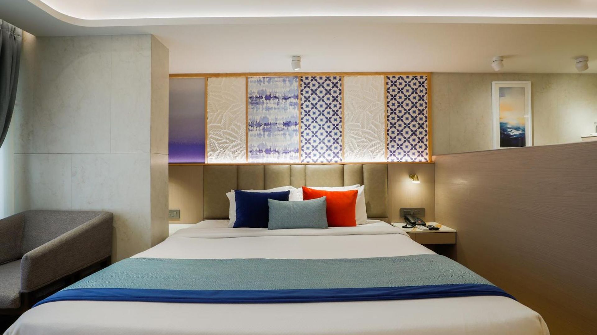 Hotel Silver Near Airport 3*
