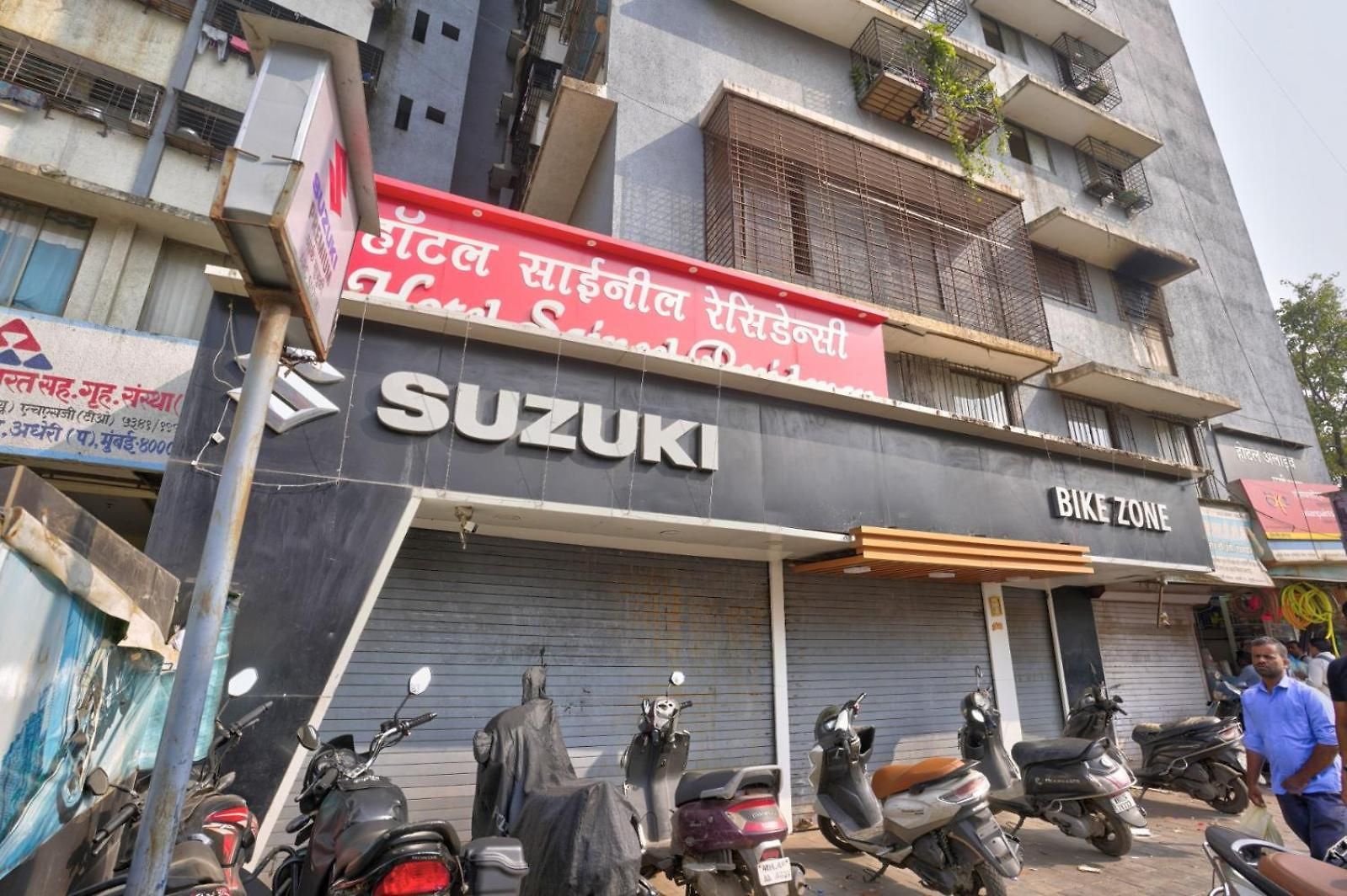 Glitz Saineel - Juhu * Mumbai