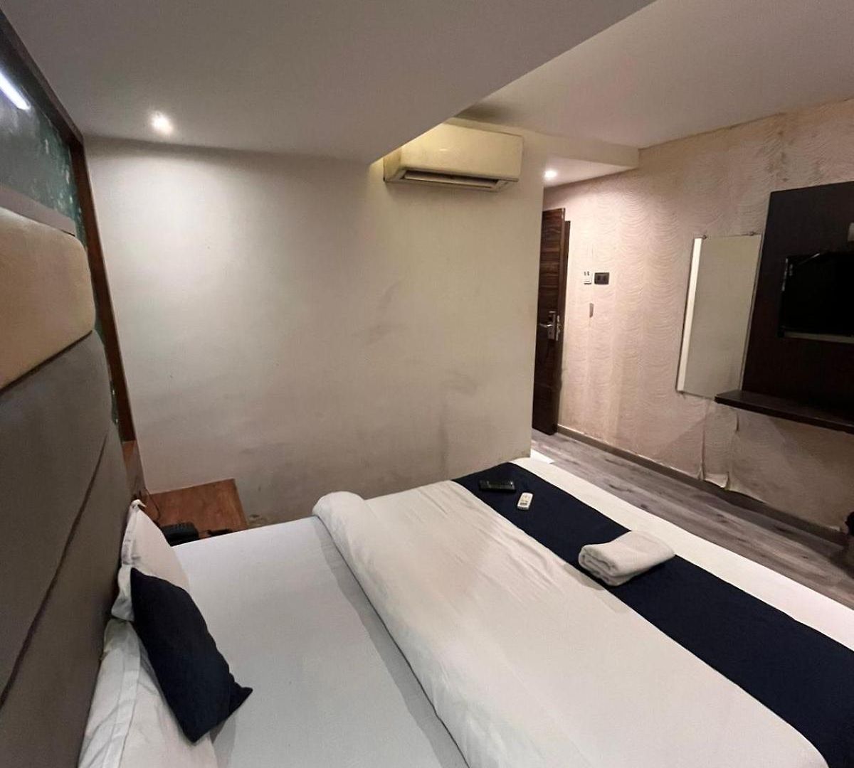 Black Orchid Near International Airport T2 Hotel Mumbai