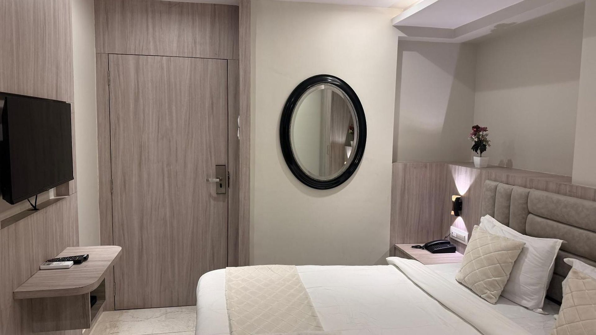 Hotel Kurla Mumbai