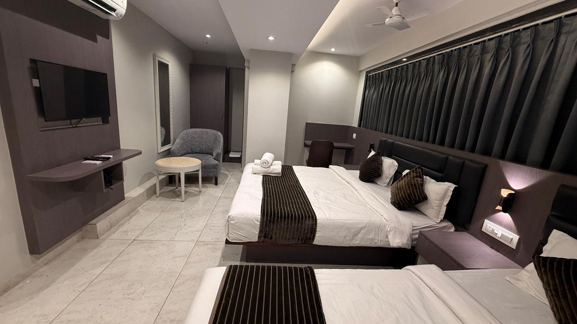 Hotel Kurla