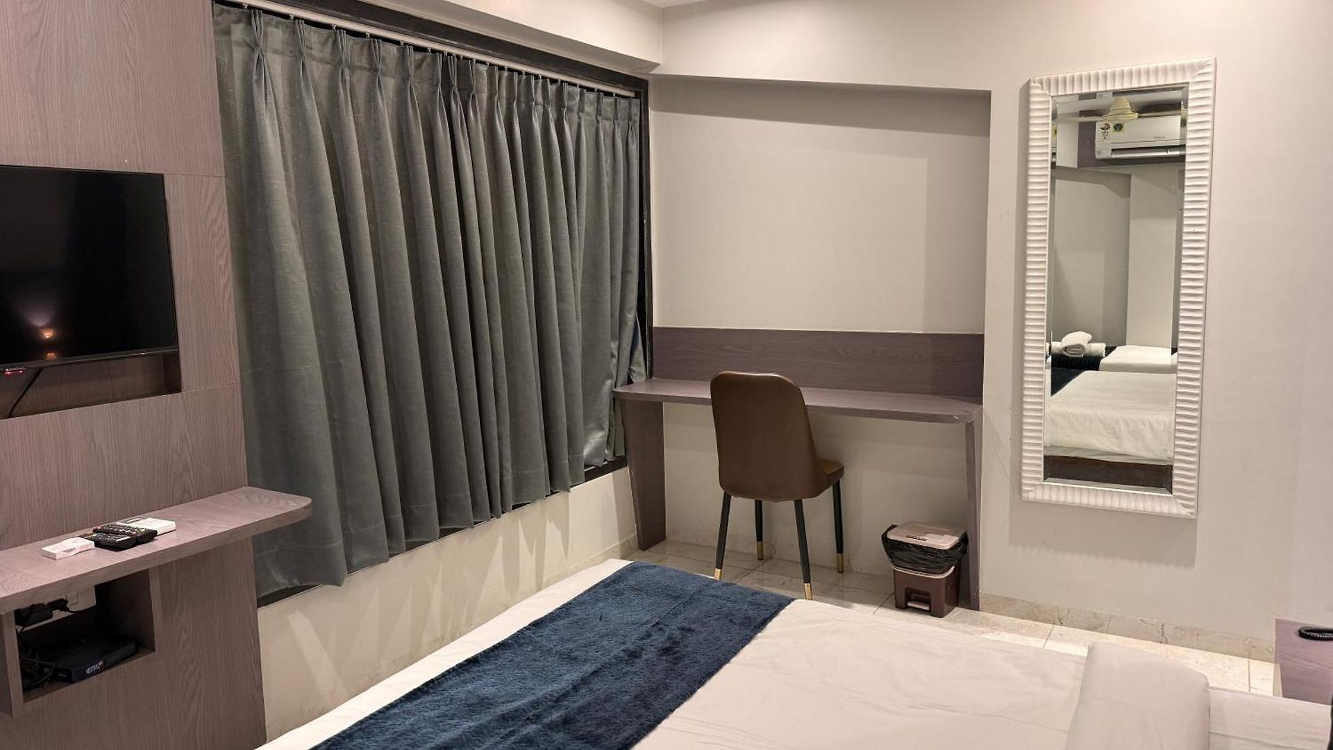 Kurla Hotel 2*