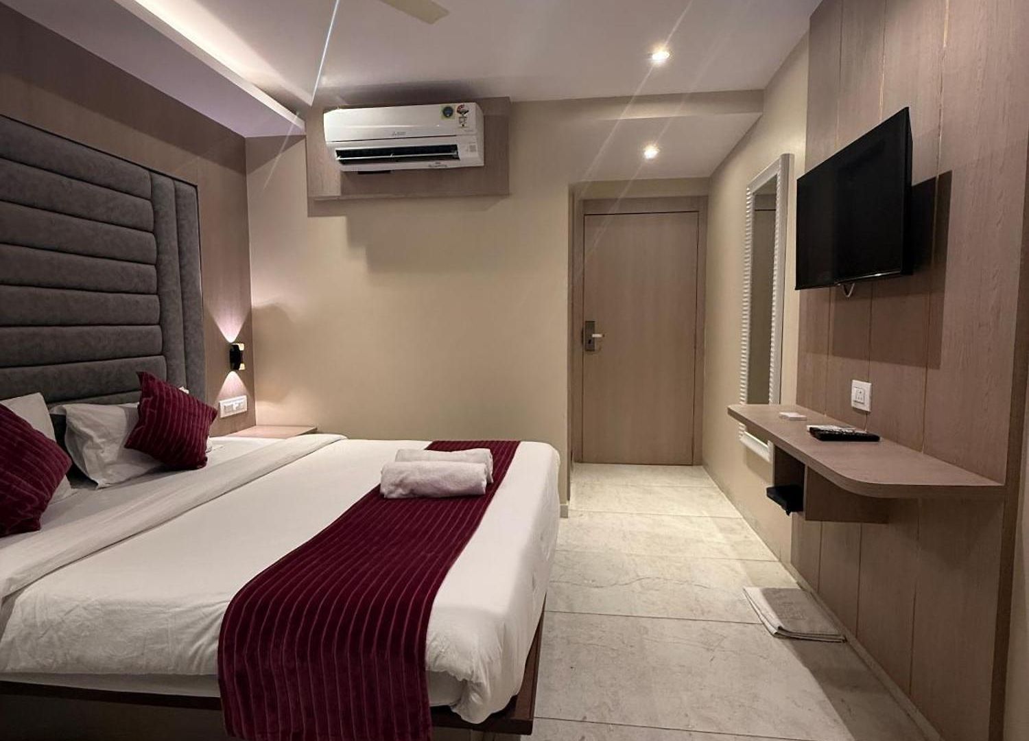 Kurla Hotel 2*