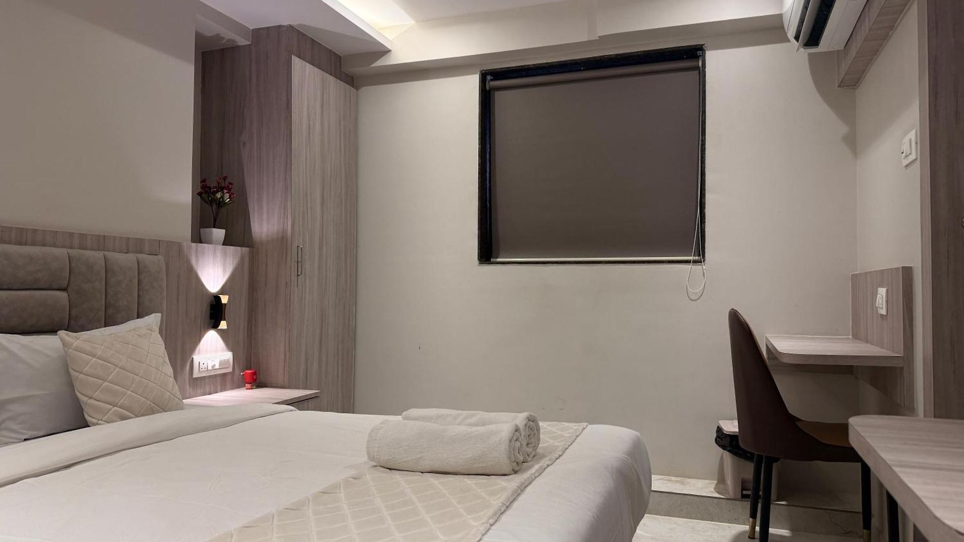 Kurla Hotel 2*