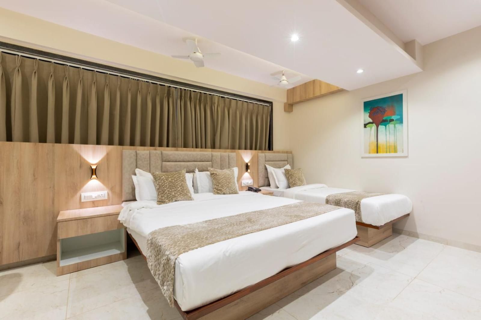 Hotel Kurla