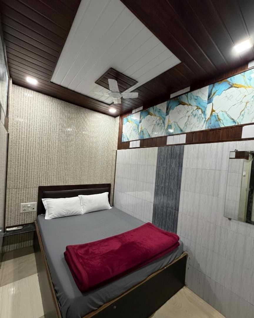 Al Mehraj Hotel