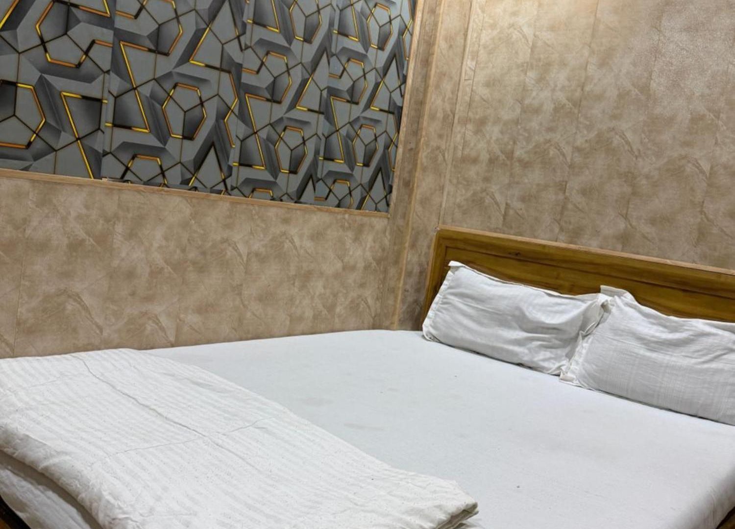 Hotel Al Mehraj Mumbai