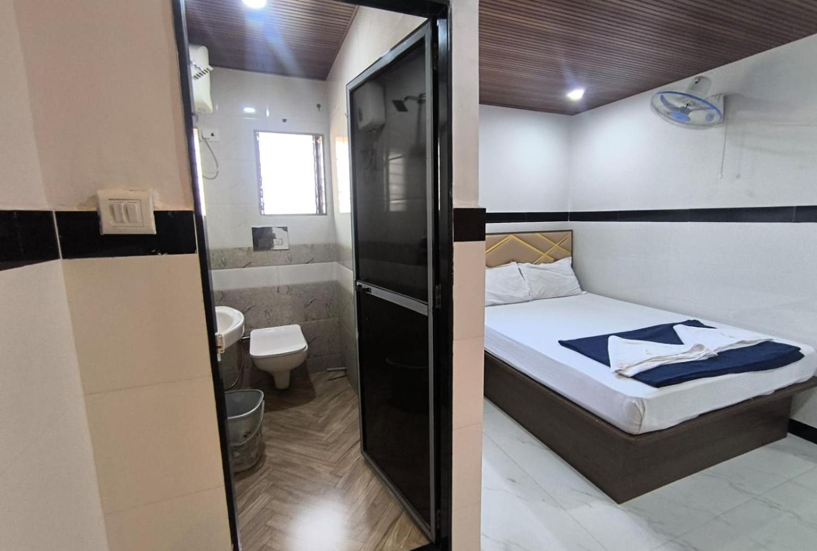 Hotel Atithi Residency