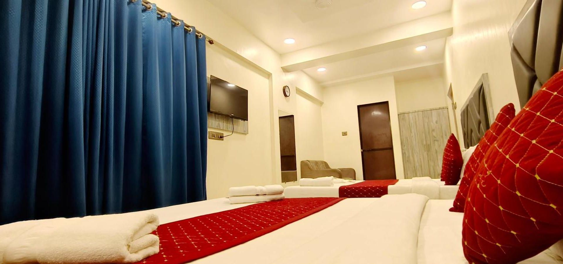 Hotel Edition Blue 3*
