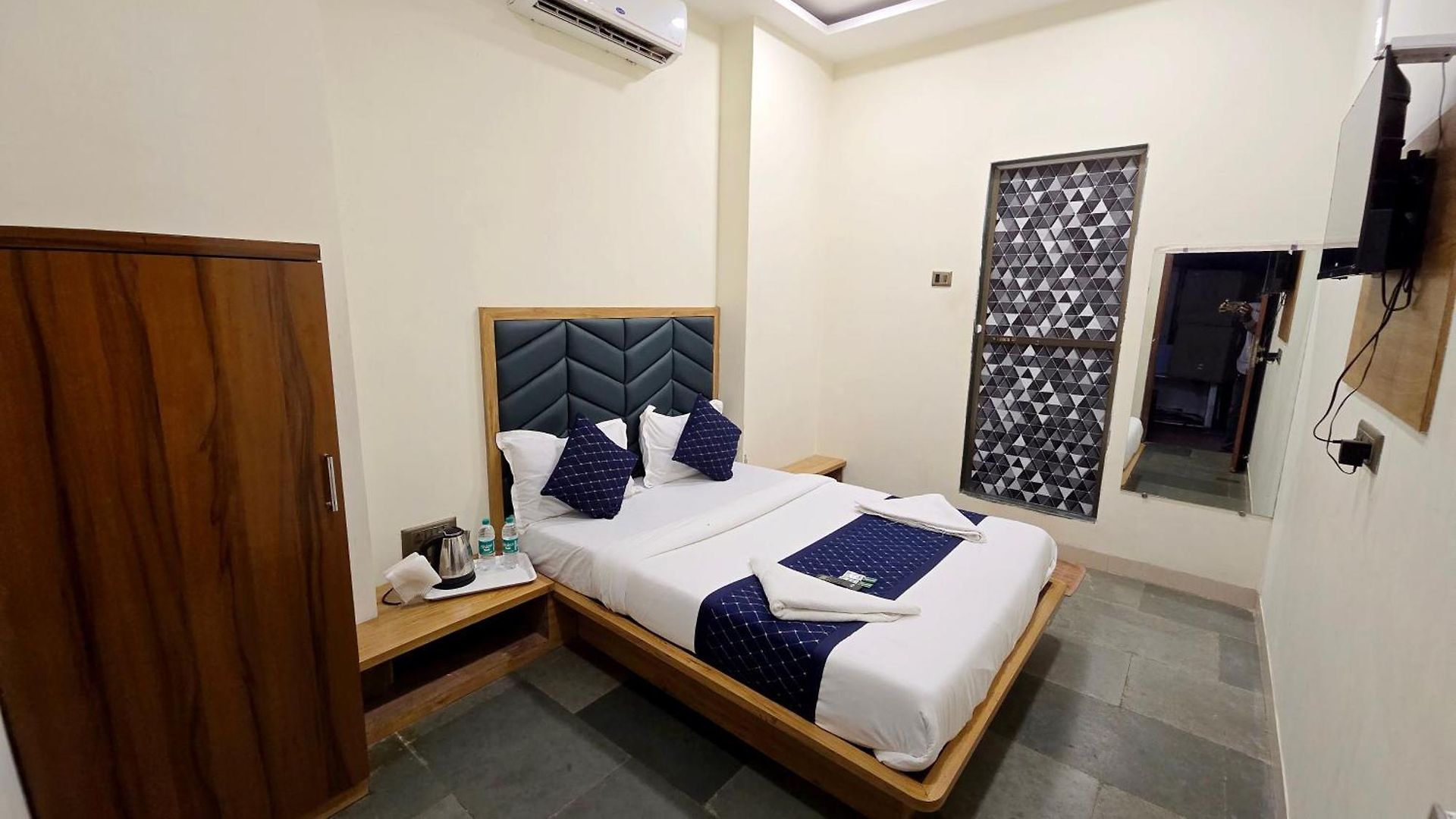 Smooth Checkin By Edition Blue - Hotel Mumbai