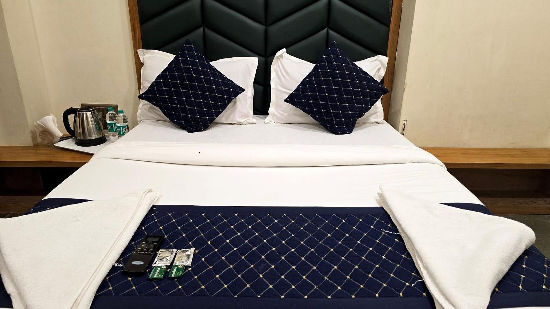 Hotel Smooth Checkin By Edition Blue - 3*
