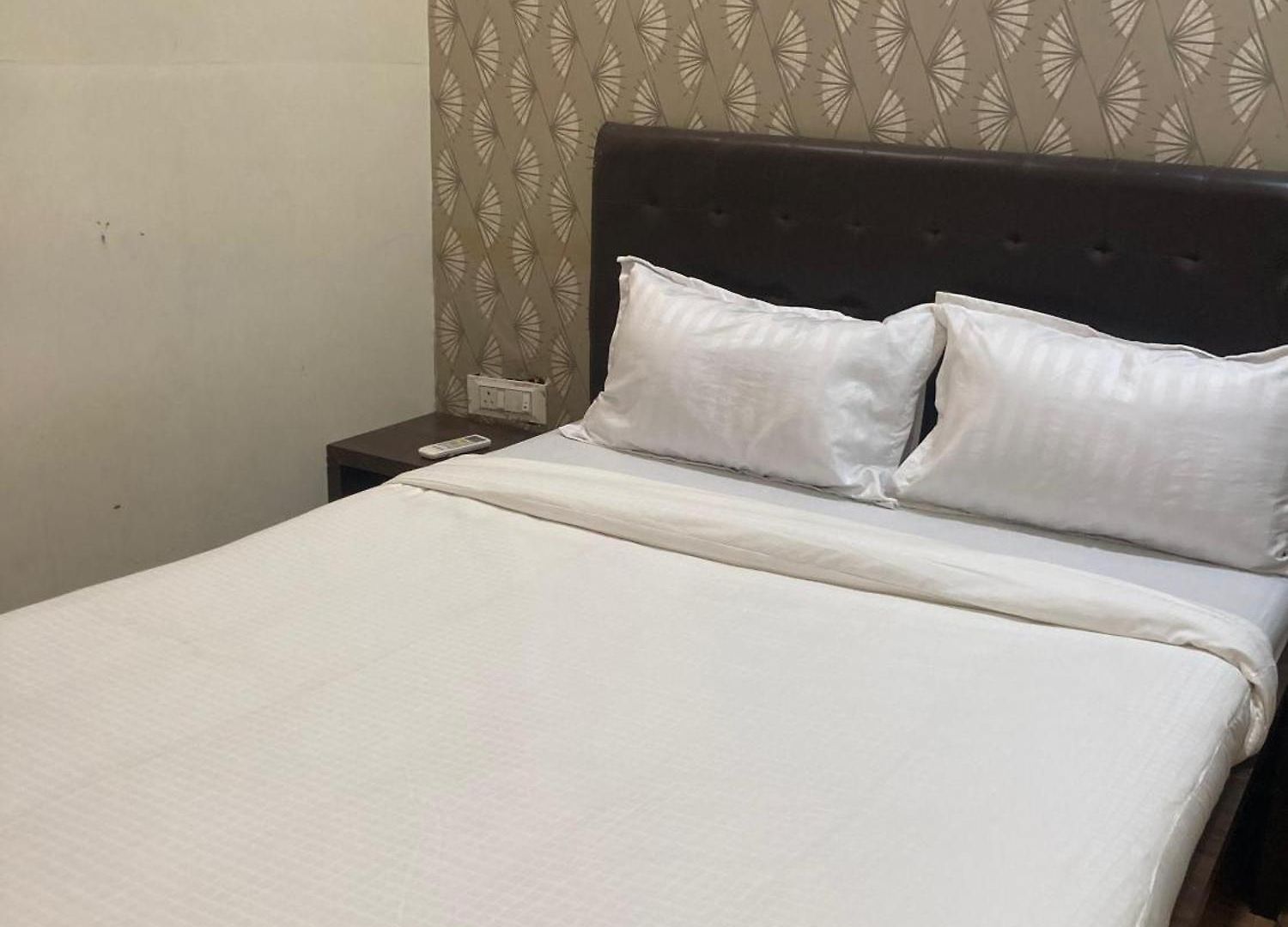 Grants Residency Colaba Hotel