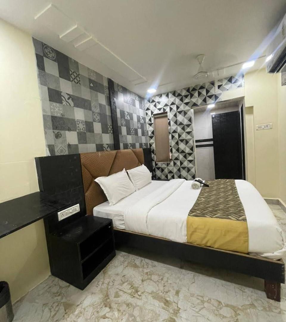 Amber Empire Parle Near Domestic Airport Mumbai