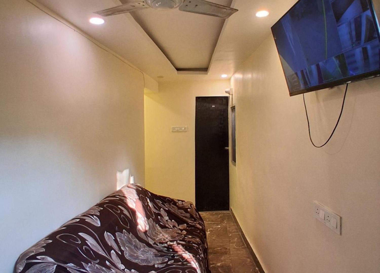 Amber Empire Parle Near Domestic Airport Hotel Mumbai
