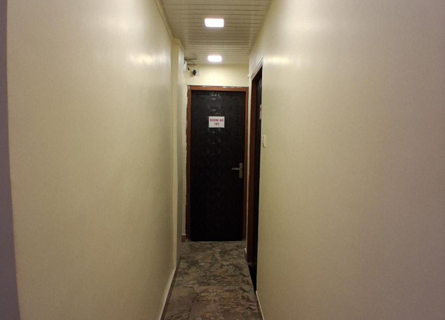 Hotel Amber Empire Parle Near Domestic Airport Mumbai