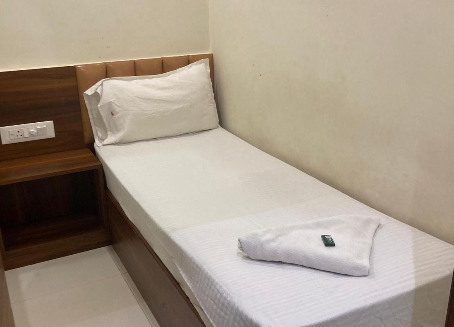 Hotel Classy Near T2 Airport