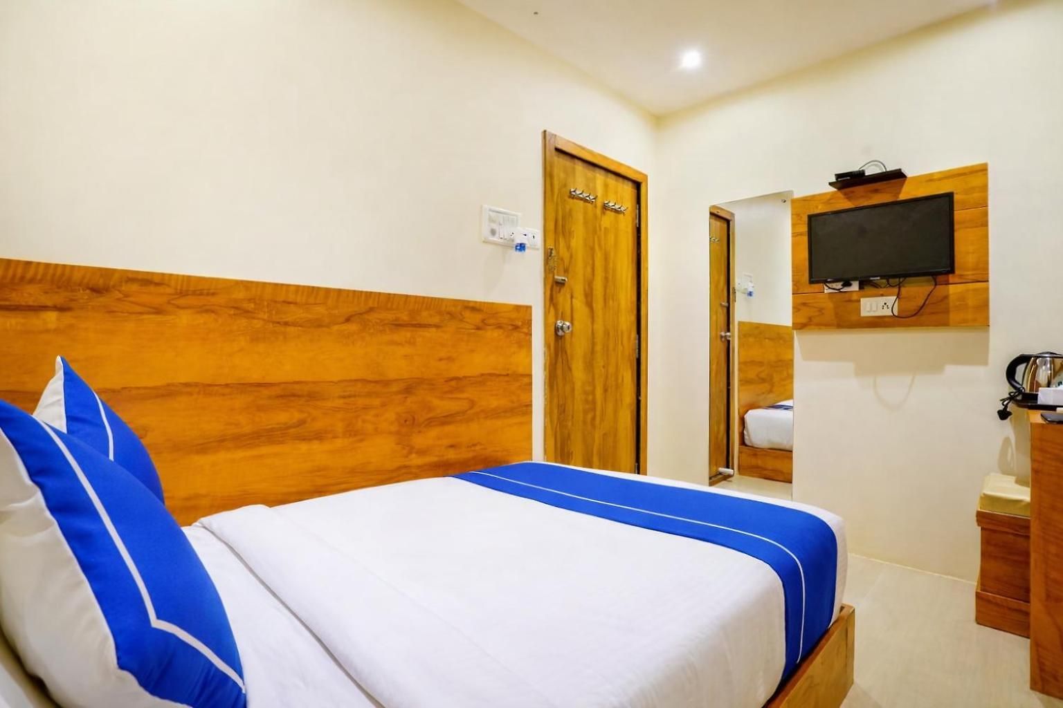 Hotel Indore Palace Nagpada Mumbai