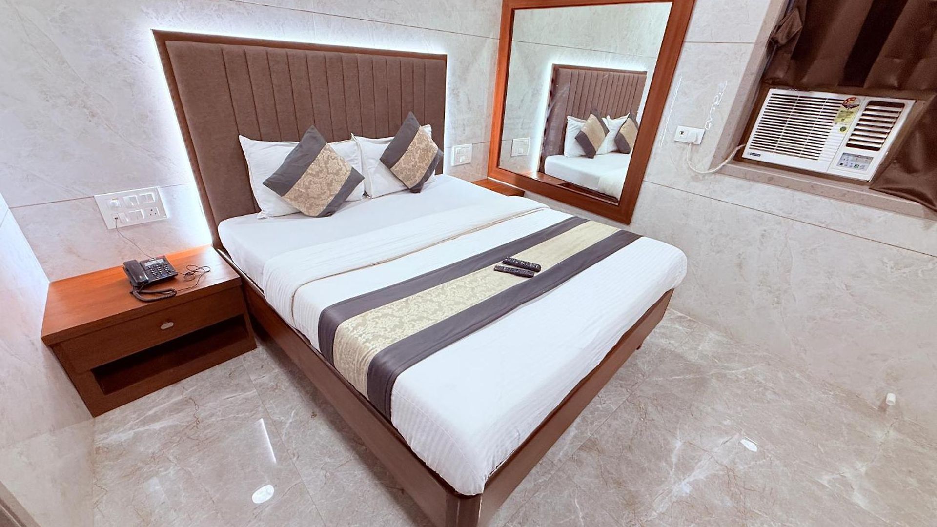 Hotel Shiv Sagar - Only For Indian Nationals