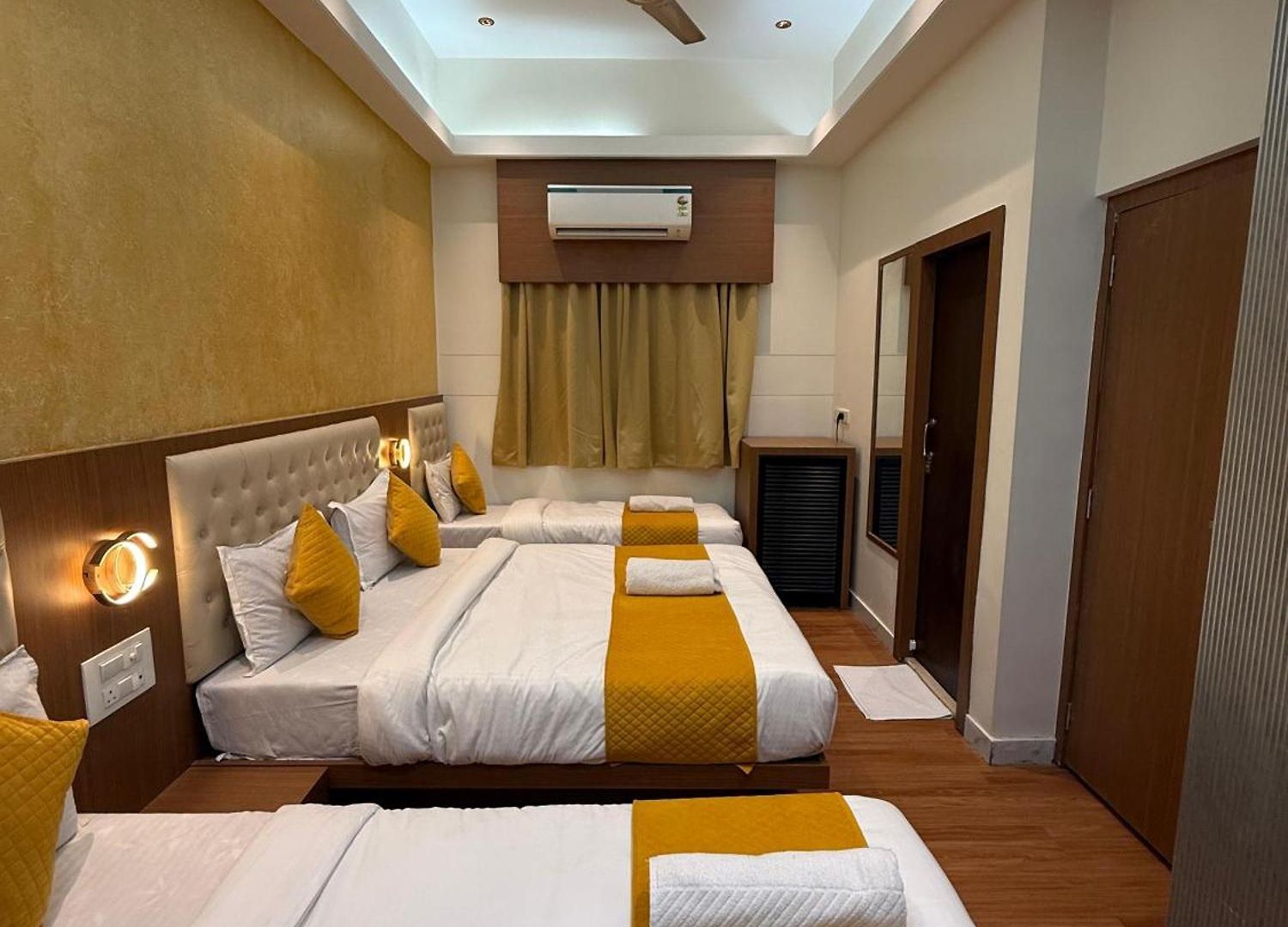 Hotel Sweet Mumbai