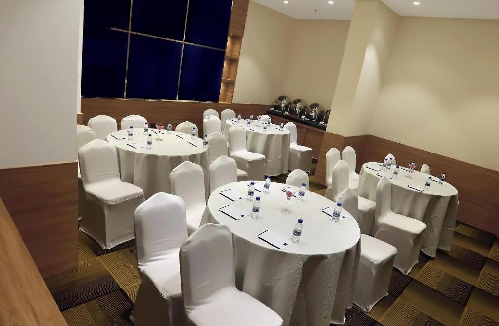Aralia A Business Hotel, Midc 3* Mumbai