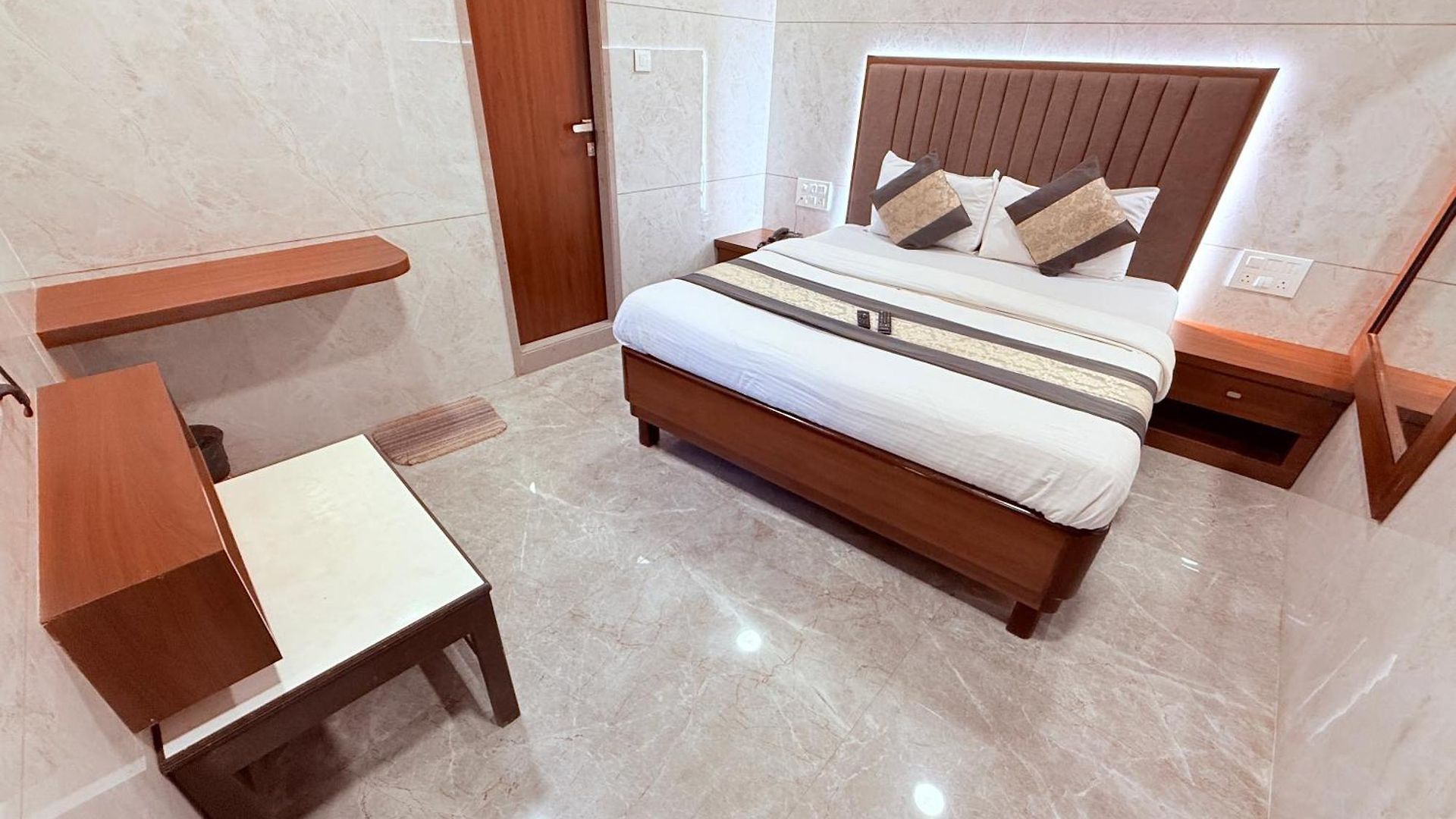 Shiv Sagar - Only For Indian Nationals Hotel 2*