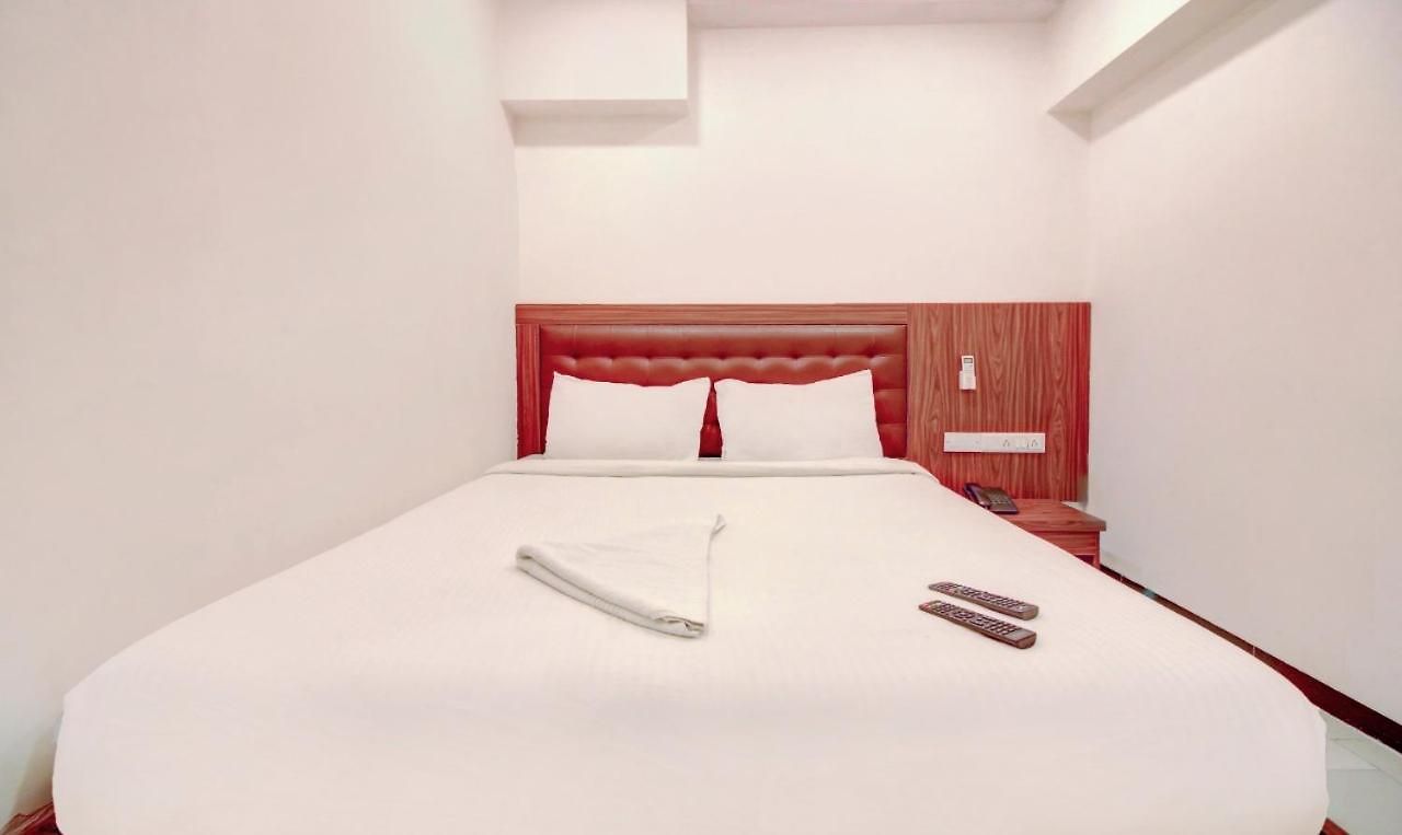 Aura Nest Hotel