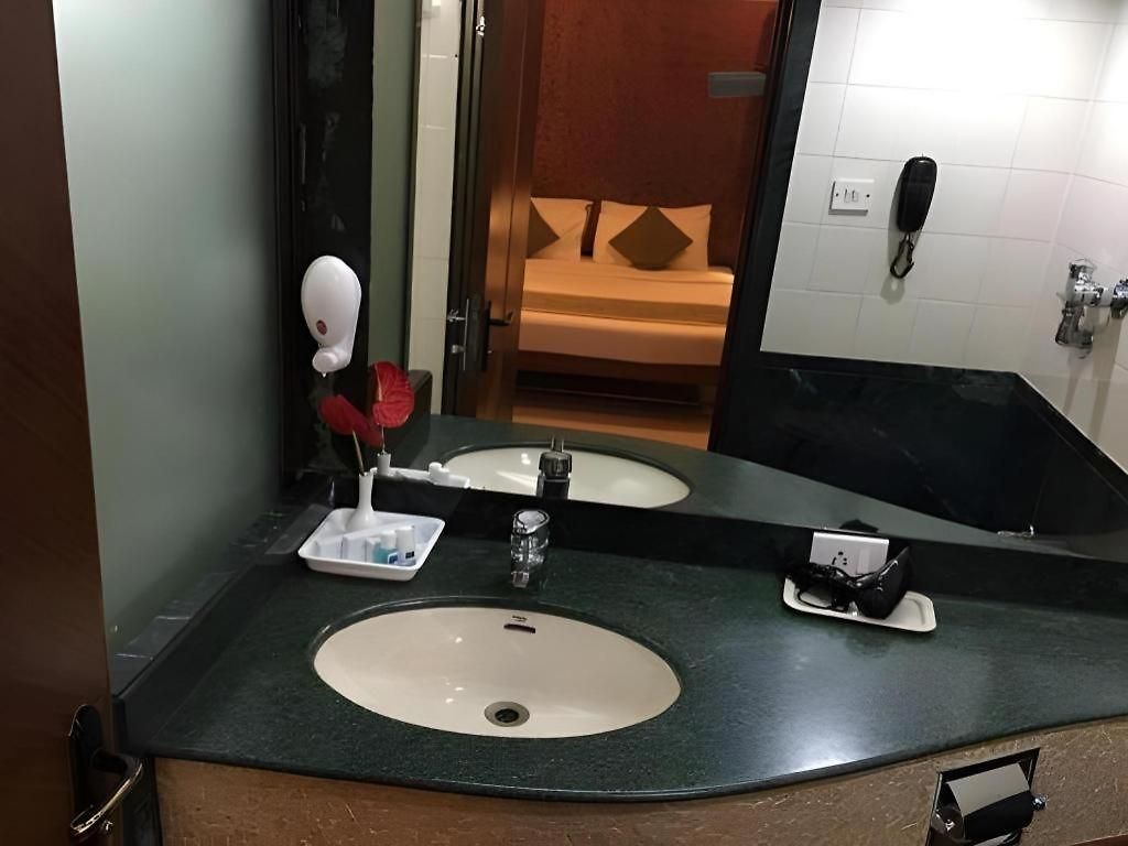 Tunga International Hotel 3*