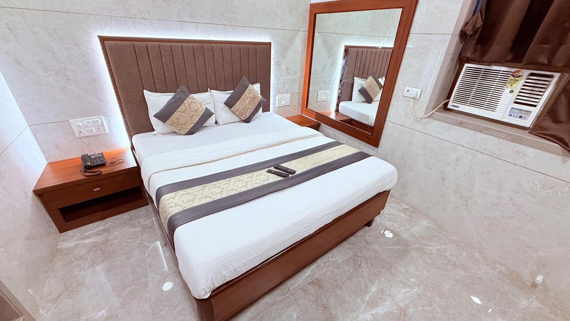 Shiv Sagar - Only For Indian Nationals Hotel Mumbai