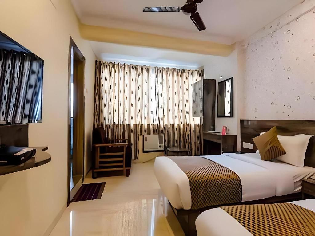 Royal Accord Hotel 3*